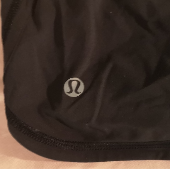 Lululemon Run Speed Short - Picture 2 of 11